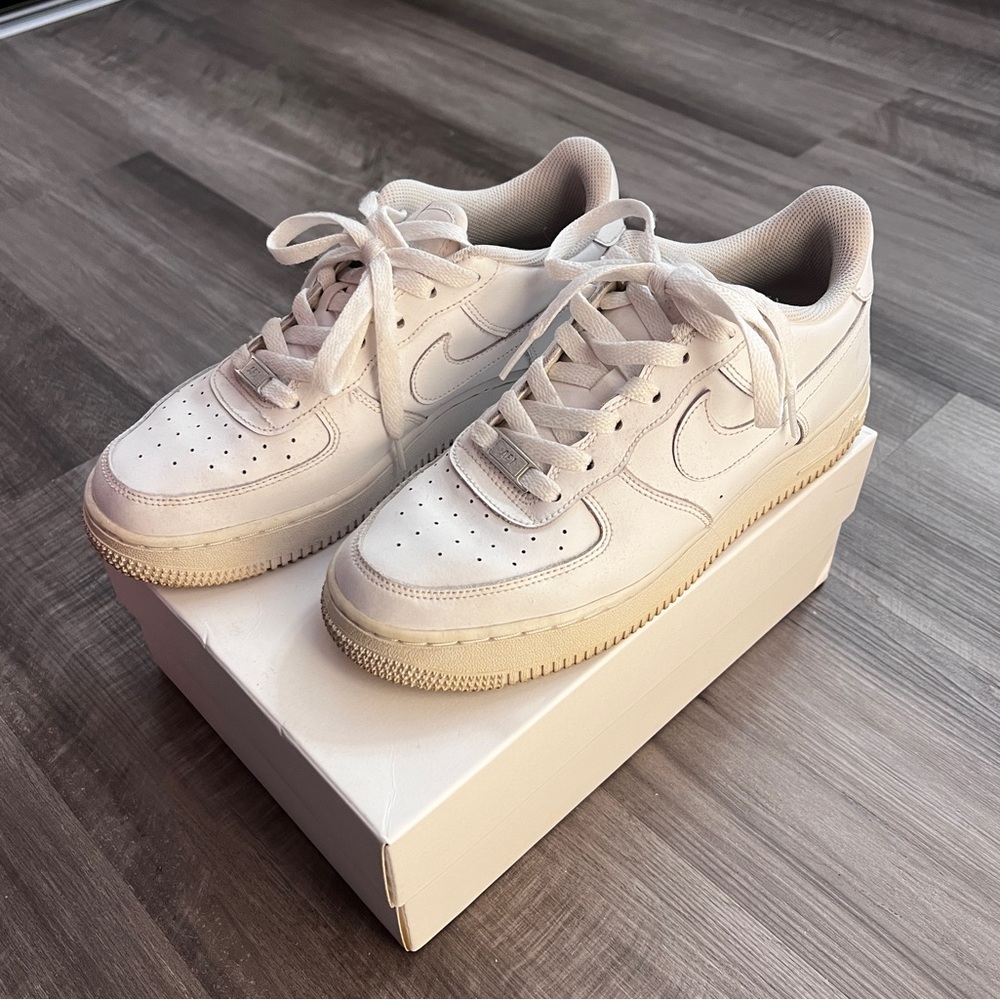 Nike Air Force 1 White Sneakers